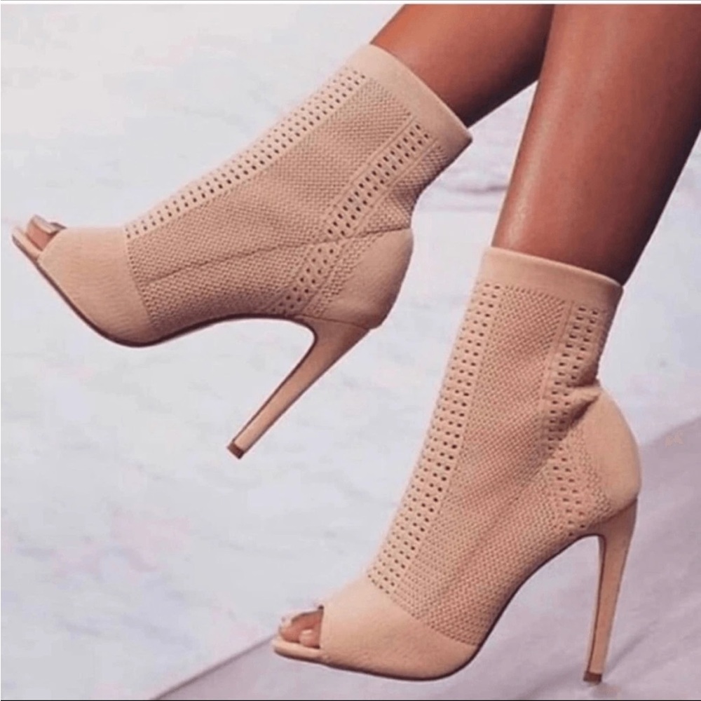 New Nicole Miller $120 Knitty Peep Toe Ankle Stretch Booties Size 7 - Picture 2 of 12